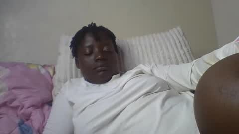 Snapshot of vee_tommy chatting on 02-23-25, 06:34 Vee tommy online show from 02-23-25, 06:34