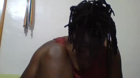 Snapshot of vee_tommy chatting on 06-24-26, 03:05 Vee tommy online show from 06-24-26, 03:05