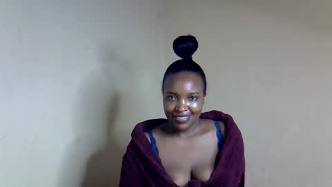 Snapshot of veesazii chatting on 02-10-26, 11:03 veesazii online show from 02-10-26, 11:03