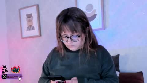 Vee Simons online show from 09-19-25, 07:47