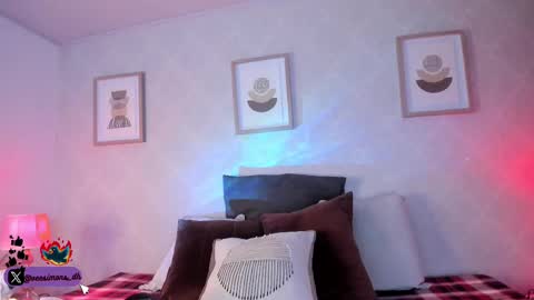 Vee Simons online show from 09-22-25, 08:33