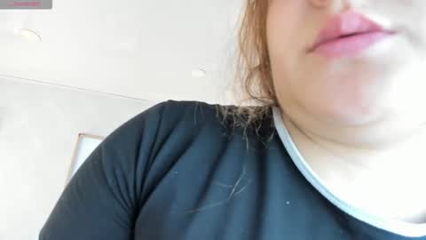 Vee Simons online show from 12-01-25, 07:41