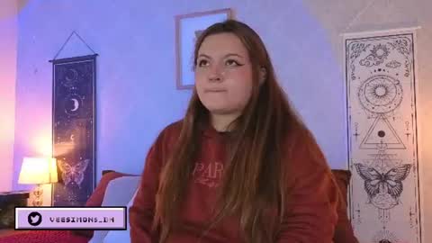 Vee Simons online show from 06-22-26, 07:44