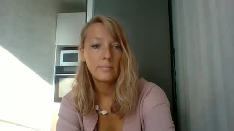 Veessa online show from 09-20-25, 04:57