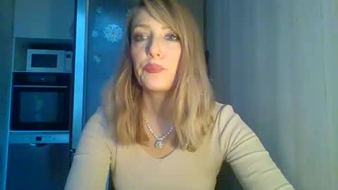 Veessa online show from 01-14-26, 02:01