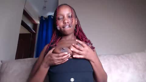 Snapshot of veey_dellah chatting on 04-04-26, 08:56 veey online show from 04-04-26, 08:56