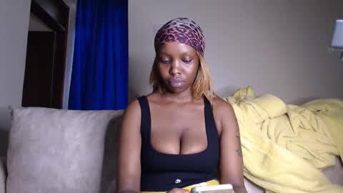 Snapshot of veey_dellah chatting on 04-11-26, 08:40 veey online show from 04-11-26, 08:40