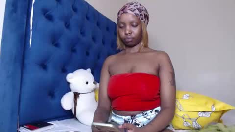 Snapshot of veey_dellah chatting on 05-07-26, 08:52 veey online show from 05-07-26, 08:52