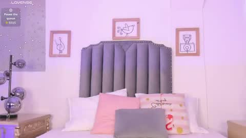 Snapshot of vega__16 chatting on 04-25-26, 11:35 online show from 04-25-26, 11:35