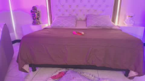 VEGA  online show from 12-21-25, 10:11