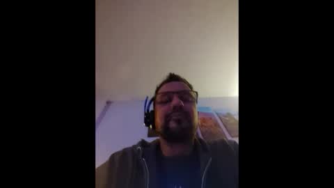 Snapshot of vegasdadbod chatting on 02-14-25, 10:38 vegasdadbod online show from 02-14-25, 10:38