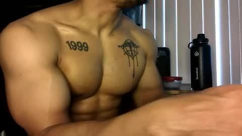 Vegas Love online show from 02-01-26, 11:03