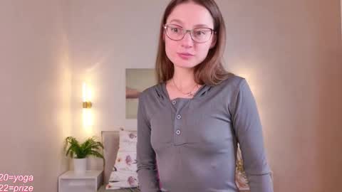 Snapshot of velin_ chatting on 10-14-25, 02:18 Lin online show from 10-14-25, 02:18