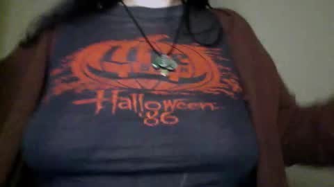 velira_ online show from 11-19-25, 12:10