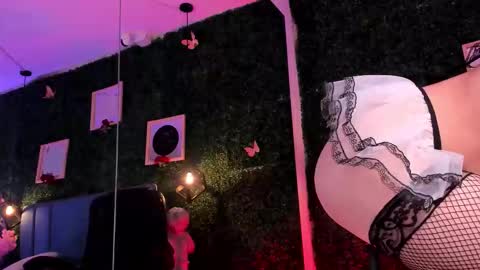 Snapshot of velissia_gh chatting on 10-25-25, 08:14 velissia online show from 10-25-25, 08:14