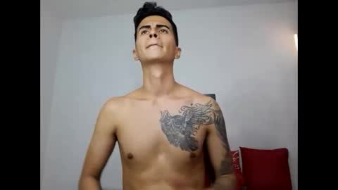 velk_hot1 online show from 03-03-25, 10:10