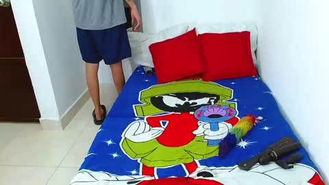 velk_hot1 online show from 11-27-25, 03:14