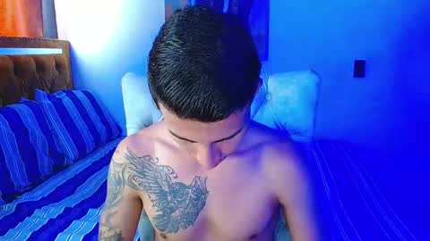 velk_hot1 online show from 03-07-26, 12:57