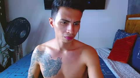 velk_hot1 online show from 04-30-26, 08:57