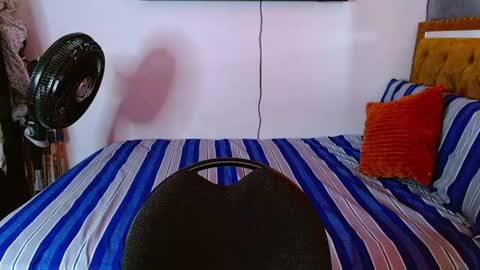 velk_hot1 online show from 06-09-26, 08:09