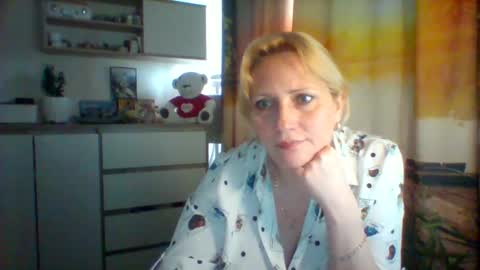 velka_raspberry online show from 05-07-26, 08:09