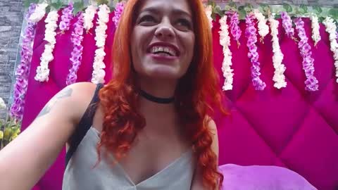 Snapshot of vellaparis chatting on 01-16-25, 03:46 vellaparis online show from 01-16-25, 03:46