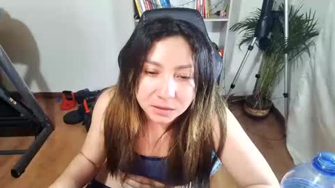 Im VelaI will be Christmas and New Year with my family December 22 to January 13 I will miss you guys. online show from 12-19-24, 03:51