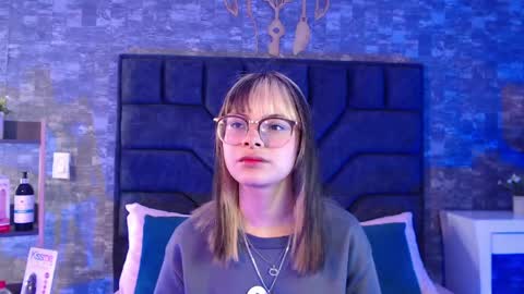 Snapshot of velori_fg chatting on 04-09-26, 01:16 valeria online show from 04-09-26, 01:16