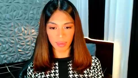 Snapshot of velvet_angela chatting on 07-20-26, 04:20 velvet_angela online show from 07-20-26, 04:20
