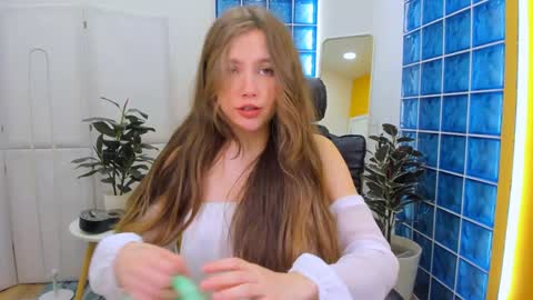 velvet_cherry online show from 01-31-25, 04:38