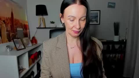 Jasmine online show from 01-15-26, 06:40