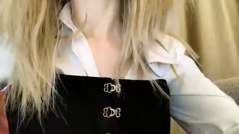 Uma online show from 05-14-26, 08:26