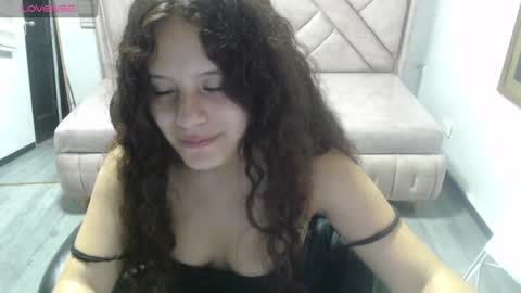 velvet_moon_v online show from 02-23-26, 07:44