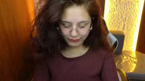 velvet_moon_v online show from 06-30-26, 03:07