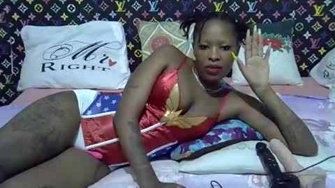 Snapshot of velvet_temptress chatting on 02-14-26, 02:52 velvet online show from 02-14-26, 02:52