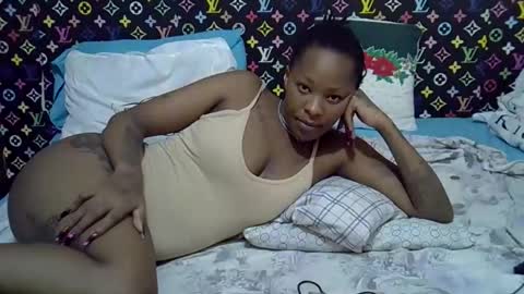 Snapshot of velvet_temptress chatting on 03-12-26, 09:48 velvet online show from 03-12-26, 09:48