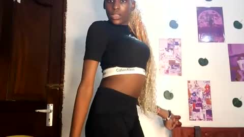 velvetdesiree online show from 06-14-26, 08:33