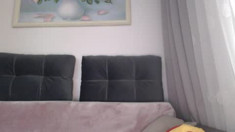 velvetmoon123 online show from 05-12-26, 07:05