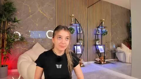 Velvet online show from 05-10-26, 03:12