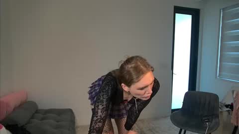 VelvetTGirl online show from 06-14-26, 04:09