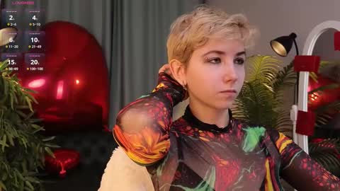 Snapshot of velvetvalkyries chatting on 02-15-25, 03:06 CLEOshort hair TIna long hair online show from 02-15-25, 03:06