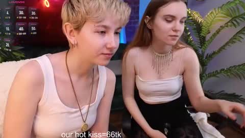 Snapshot of velvetvalkyries chatting on 02-26-25, 02:36 CLEOshort hair TIna long hair online show from 02-26-25, 02:36