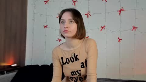 VelvetVine online show from 06-24-26, 07:51
