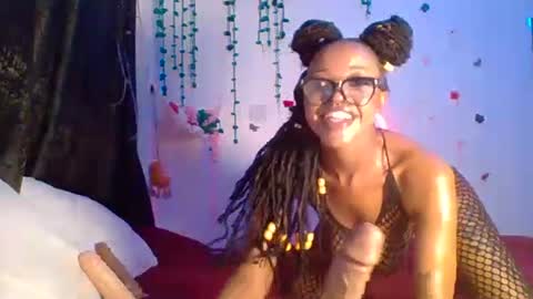 COCO XOXO online show from 11-07-25, 04:34