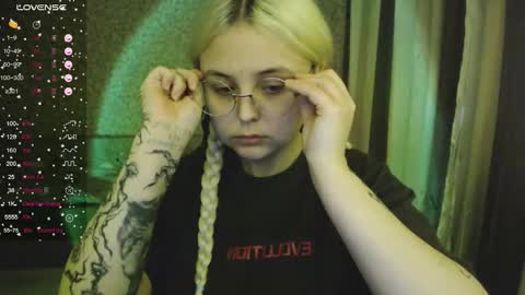 eva 3 online show from 10-15-25, 05:51