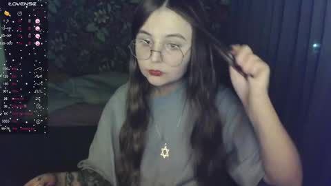 Snapshot of vendymories chatting on 03-21-26, 06:44 eva 3 online show from 03-21-26, 06:44