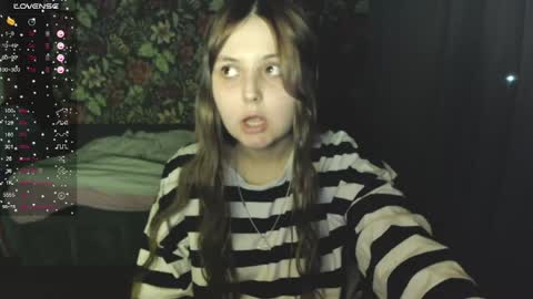 Snapshot of vendymories chatting on 04-12-26, 05:51 eva 3 online show from 04-12-26, 05:51
