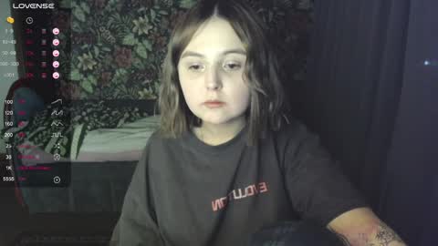 Snapshot of vendymories chatting on 05-09-26, 05:29 eva 3 online show from 05-09-26, 05:29