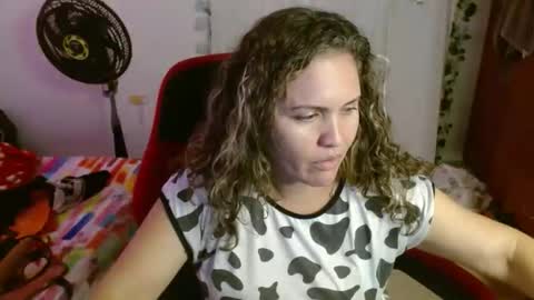 venecasexy44 online show from 09-14-25, 12:15