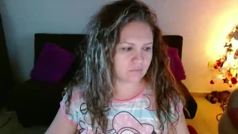 venecasexy44 online show from 12-21-25, 11:28